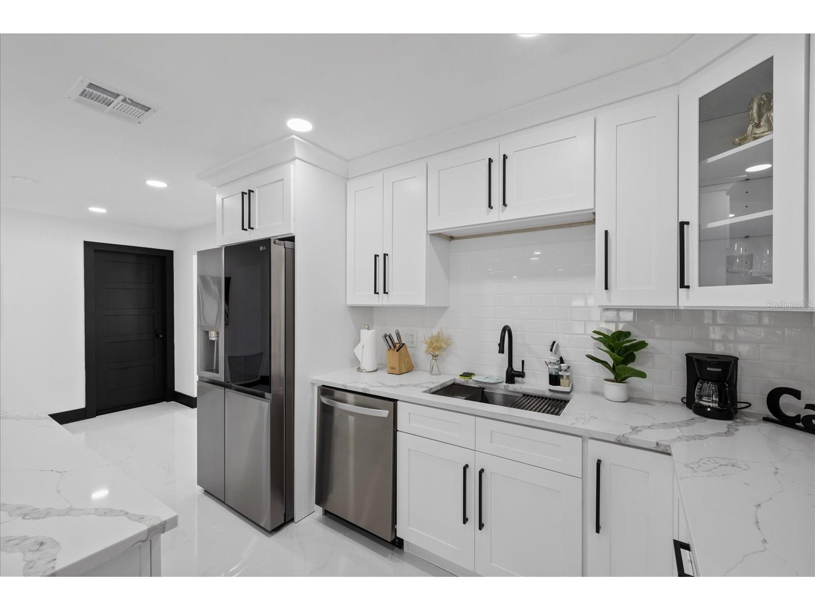 2461 69th Avenue S Saint Petersburg FL 33712 TB8508604 image10