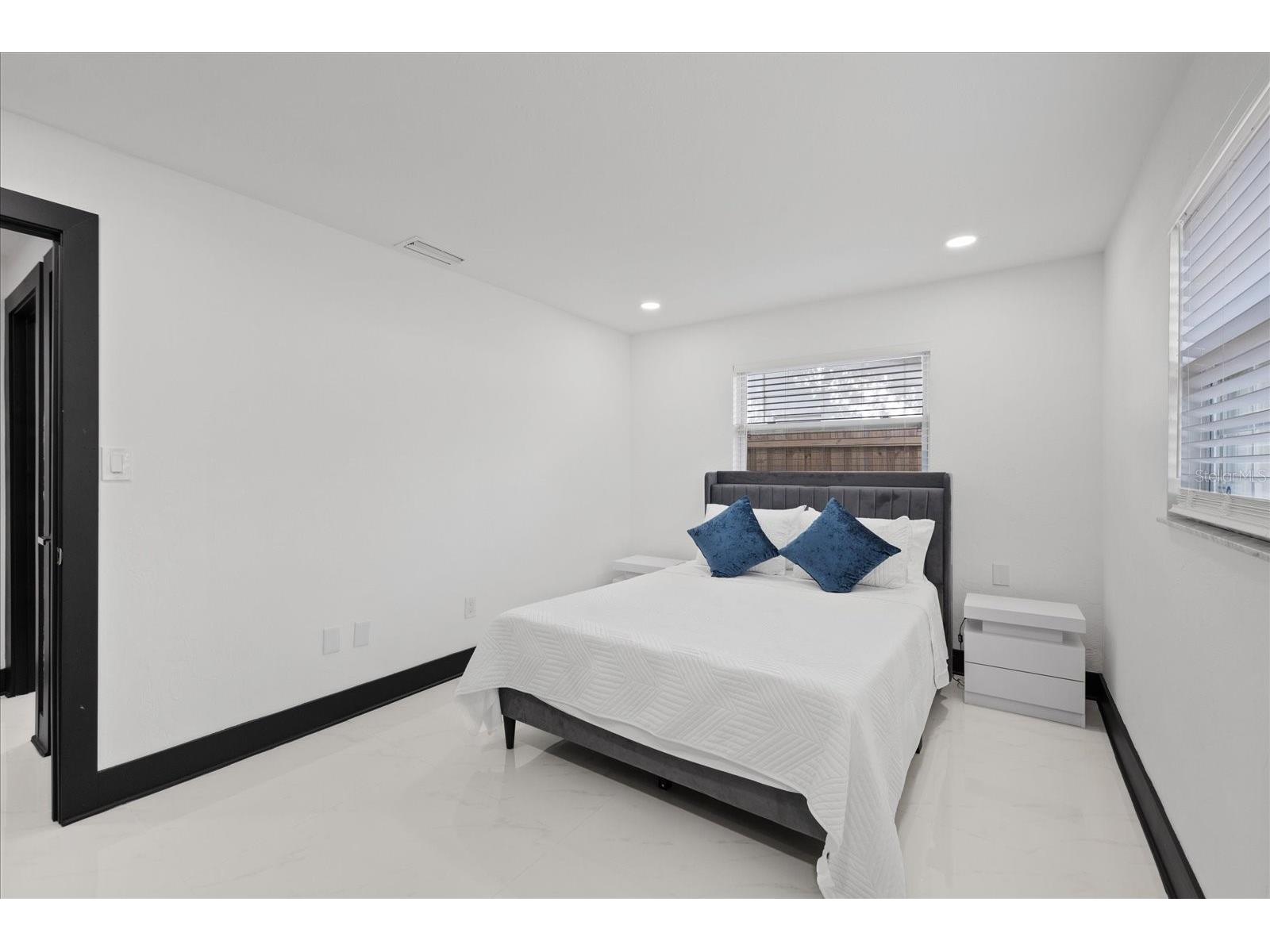 2461 69th Avenue S Saint Petersburg FL 33712 TB8508604 image22