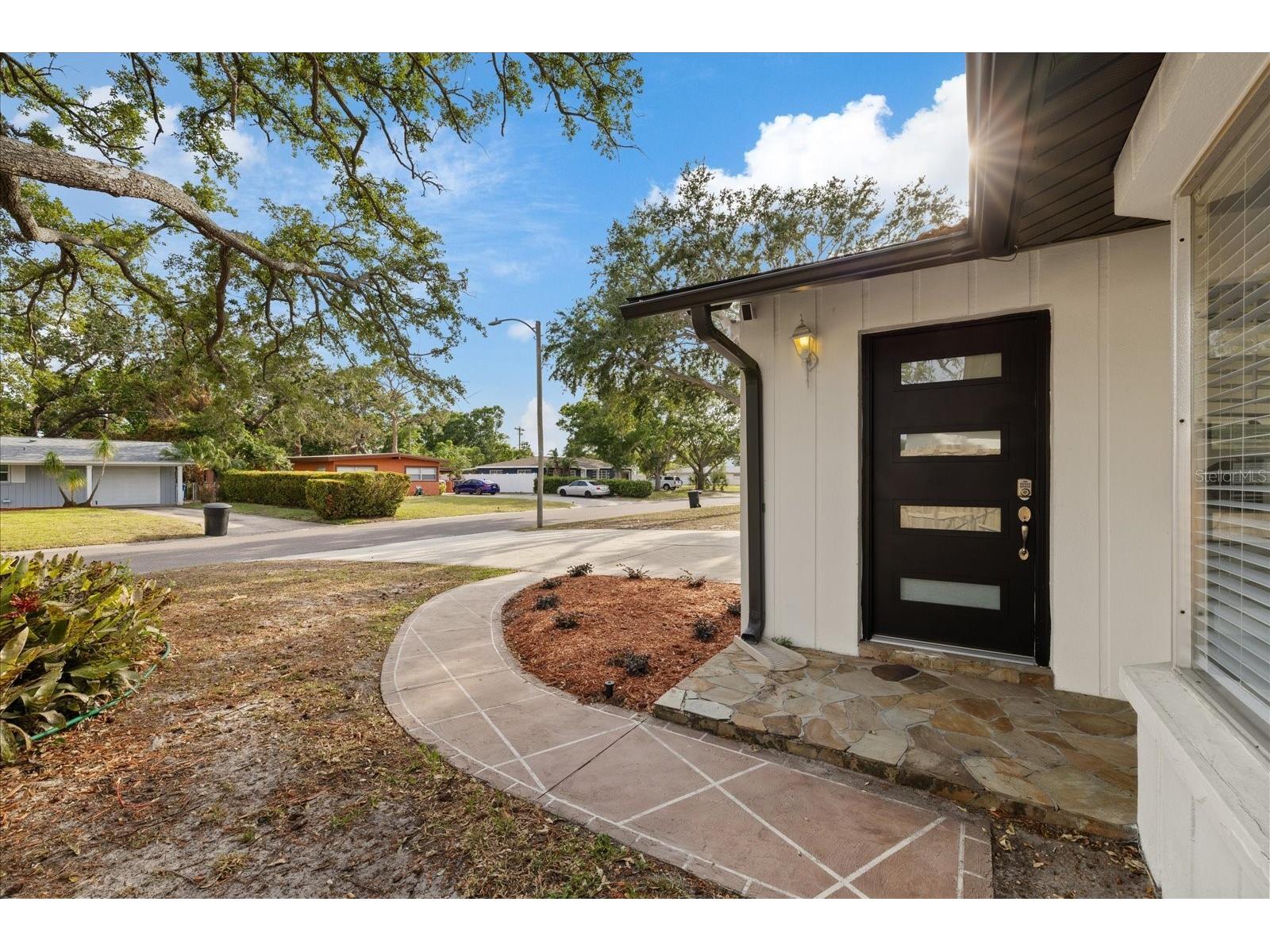 2461 69th Avenue S Saint Petersburg FL 33712 TB8508604 image3