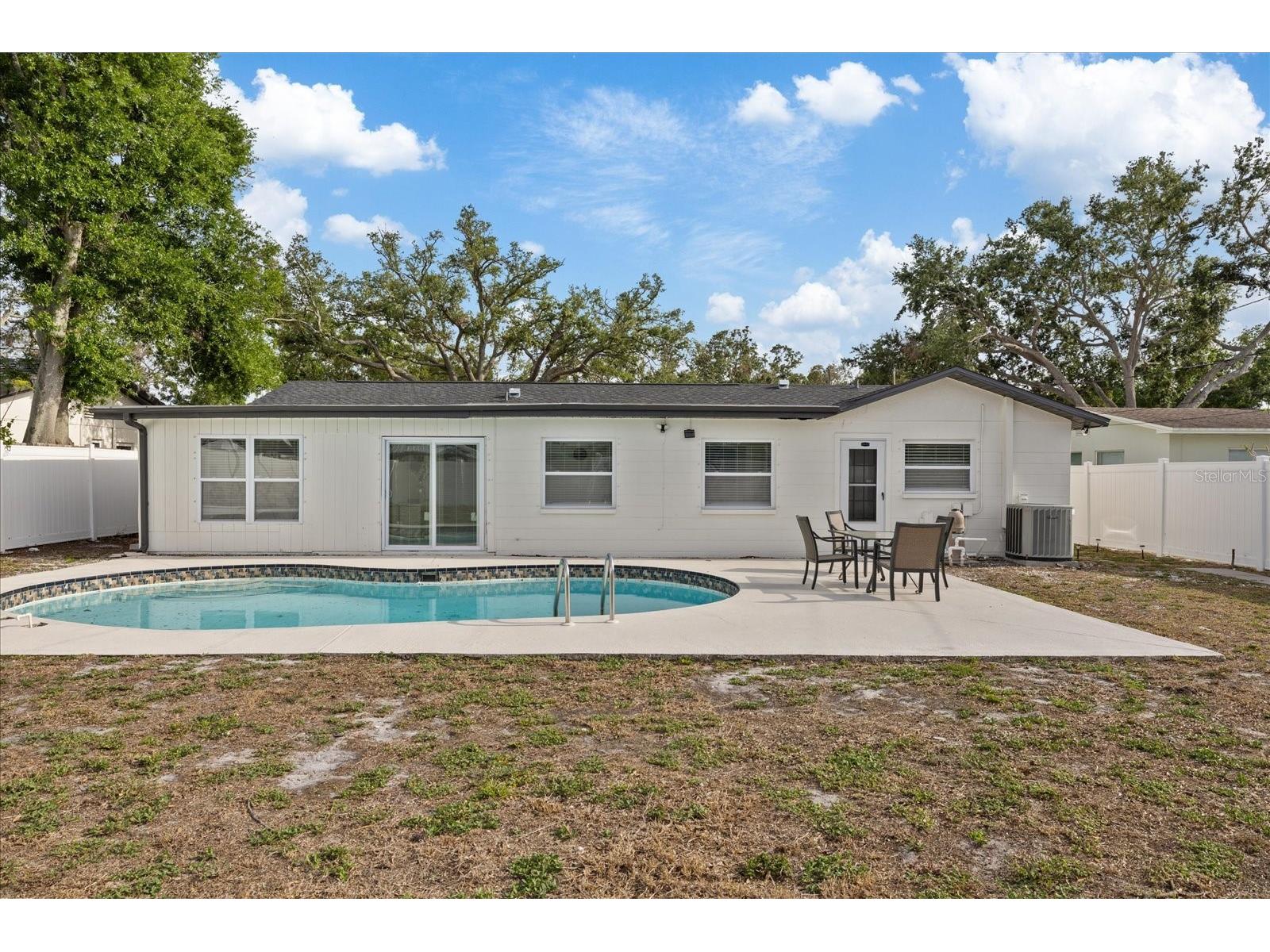 2461 69th Avenue S Saint Petersburg FL 33712 TB8508604 image35