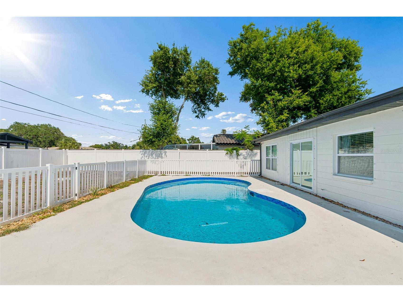 2461 69th Avenue S Saint Petersburg FL 33712 TB8508604 image56