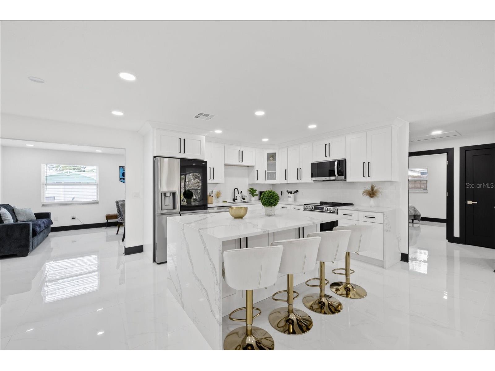 2461 69th Avenue S Saint Petersburg FL 33712 TB8508604 image9
