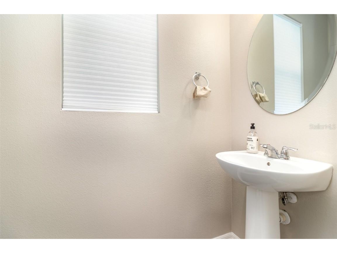 2461 Avian Loop Kissimmee FL 34741 TB8458999 image5