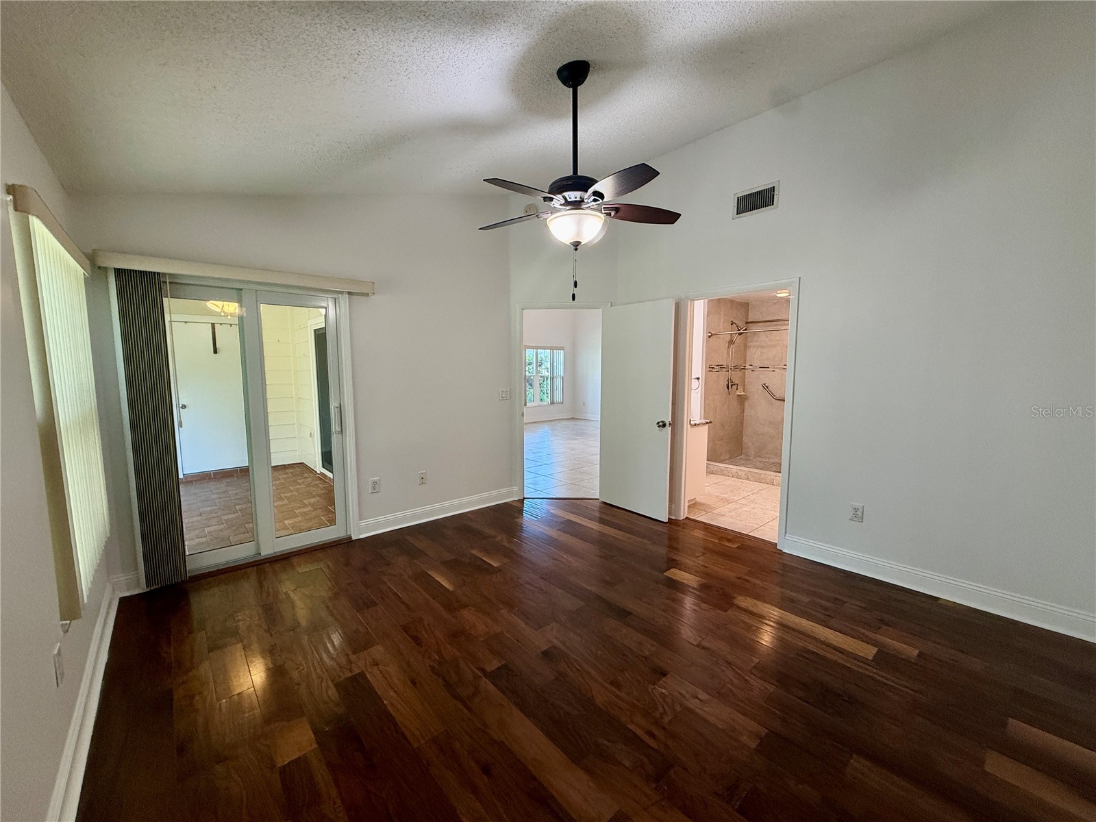 2461 Bentley Drive Palm Harbor FL 34684 TB8513620 image16
