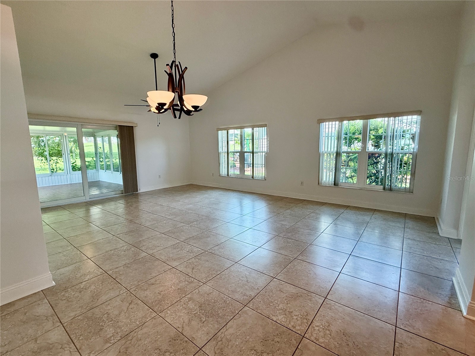 2461 Bentley Drive Palm Harbor FL 34684 TB8513620 image3