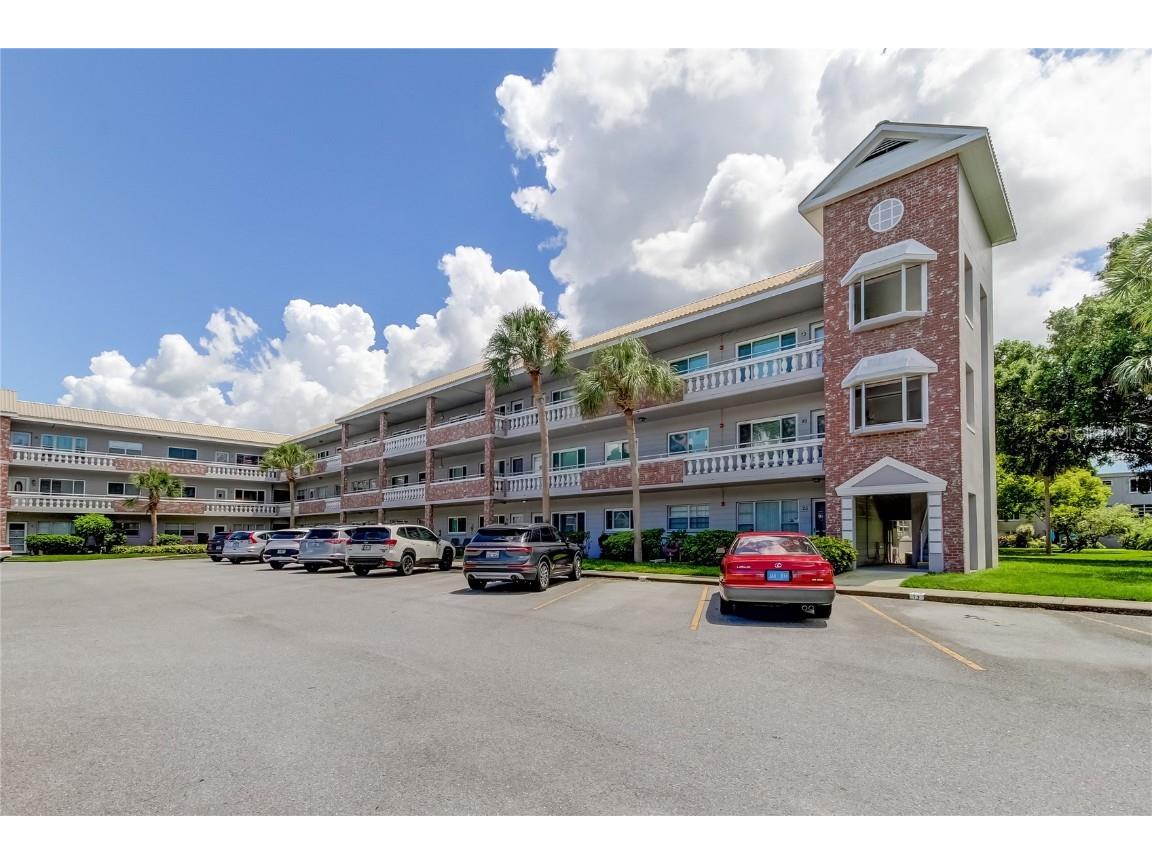 2461 Rhodesian Drive #23 Clearwater FL 33763 U8248927 image1