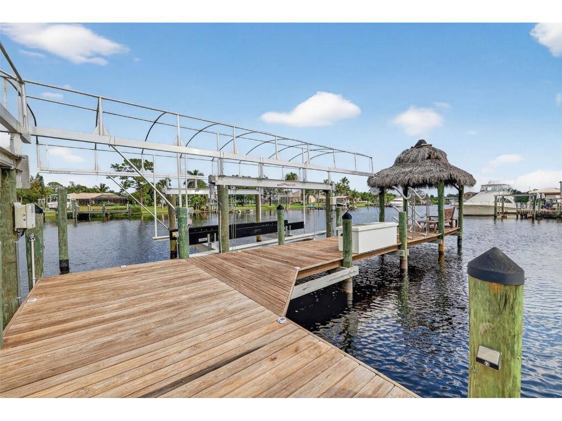 2461 SE North Lookout Boulevard Port Saint Lucie FL 34984 - C-24 CANAL O6336679 image44