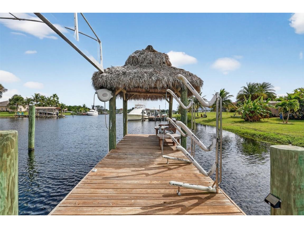 2461 SE North Lookout Boulevard Port Saint Lucie FL 34984 - C-24 CANAL O6336679 image45