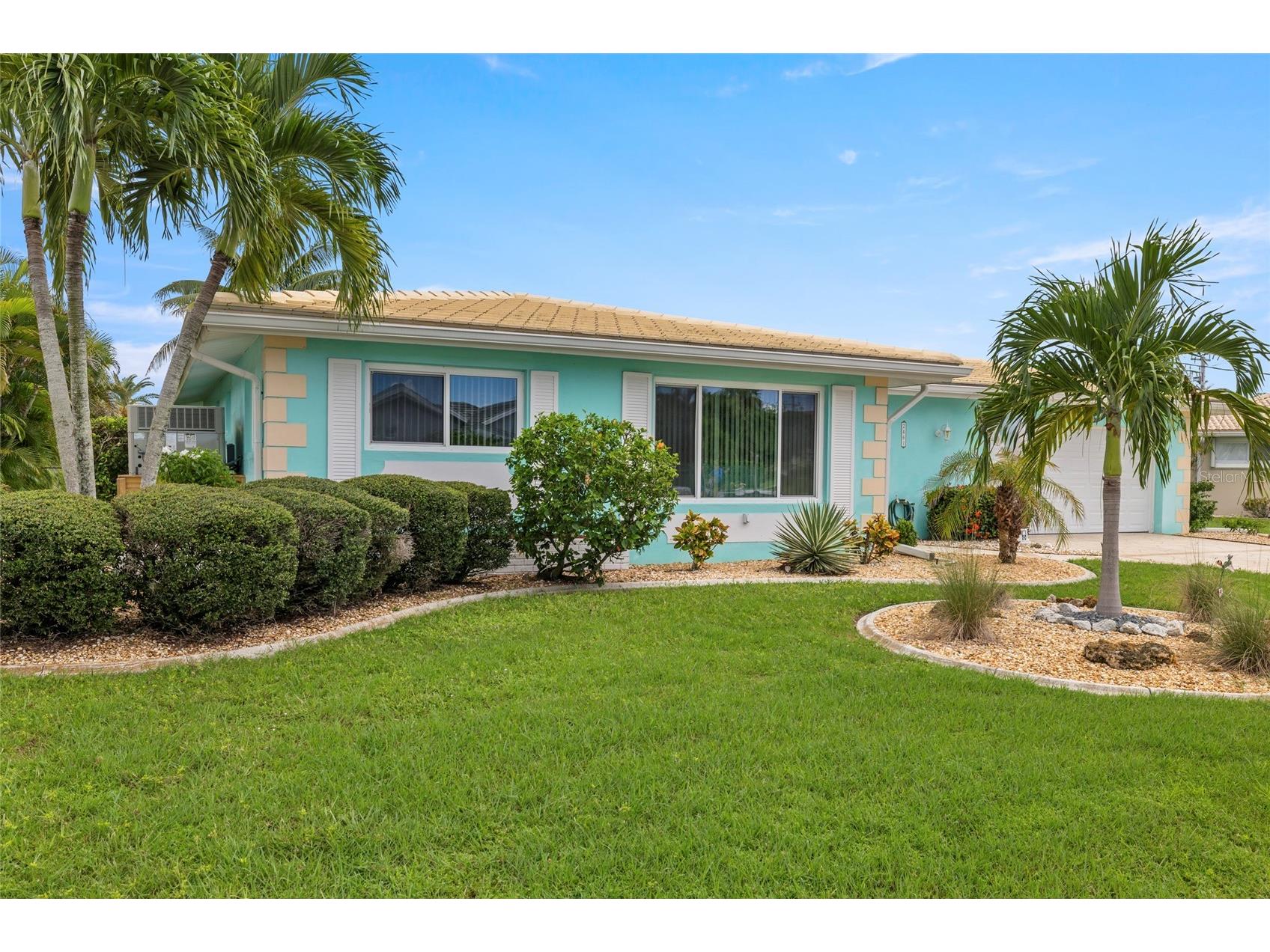 2461 W Marion Avenue Punta Gorda FL 33950 A4664439 image1