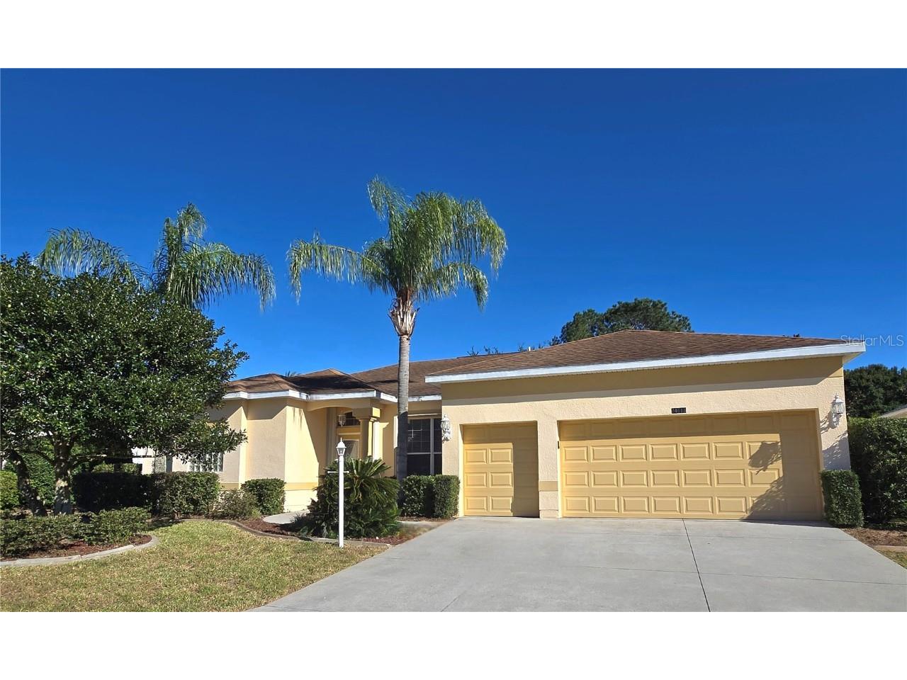 24613 Madewood Avenue Leesburg FL 34748 OM712855 image1