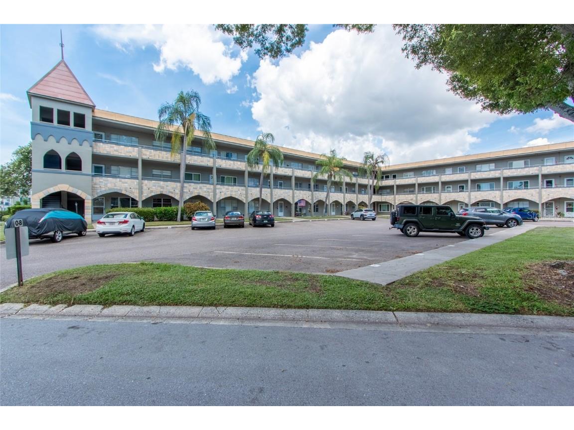 2462 Brazilia Drive #38 Clearwater FL 33763 U8252506 image1