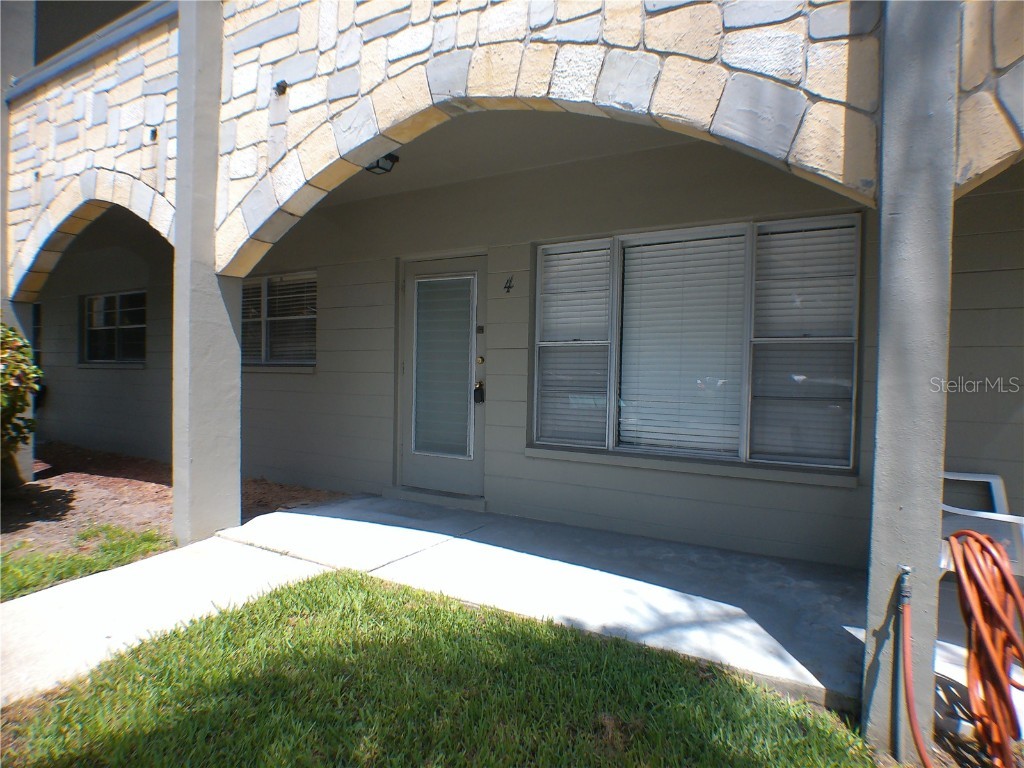 2462 Brazilia Drive #4 Clearwater FL 33763 T3459287 image1