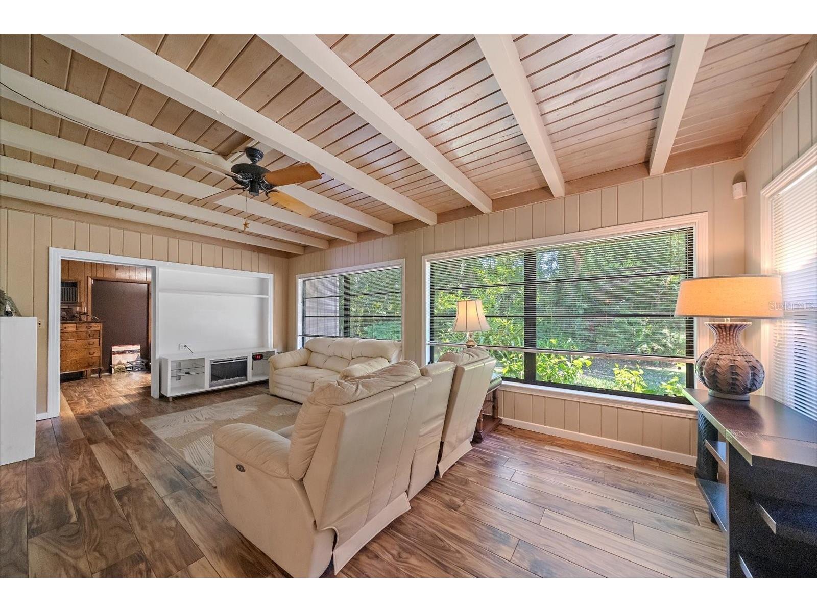 2462 Clematis Street Sarasota FL 34239 A4697812 image20