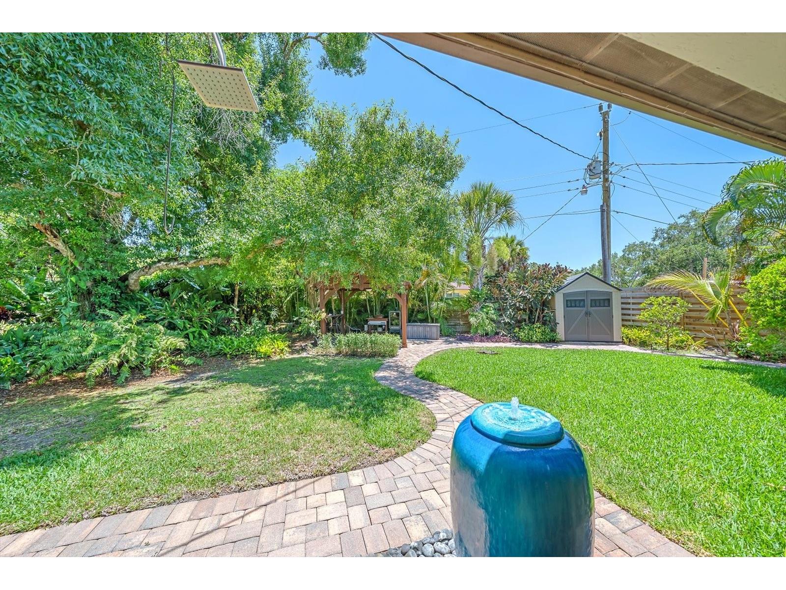 2462 Clematis Street Sarasota FL 34239 A4697812 image35