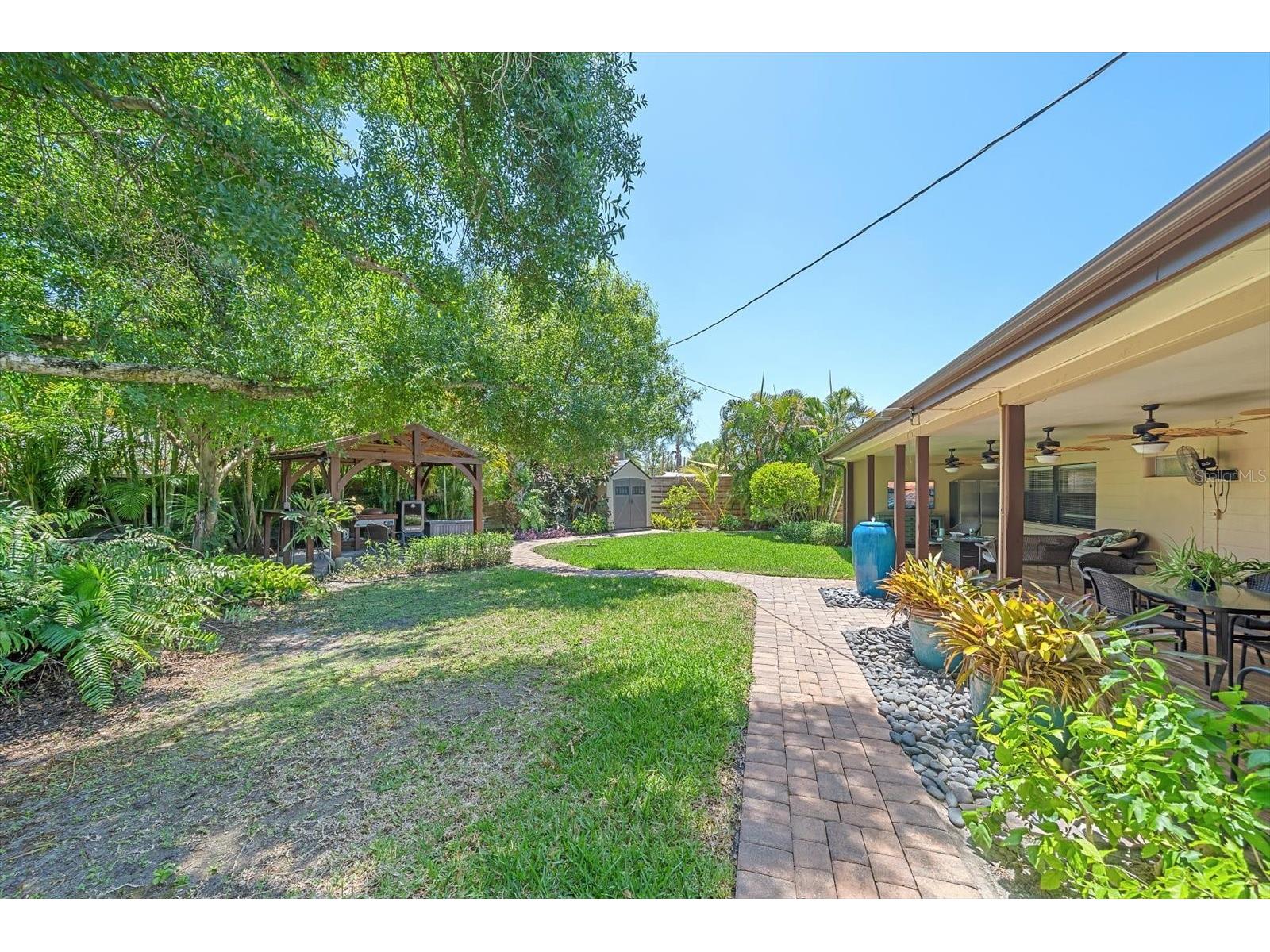 2462 Clematis Street Sarasota FL 34239 A4697812 image36