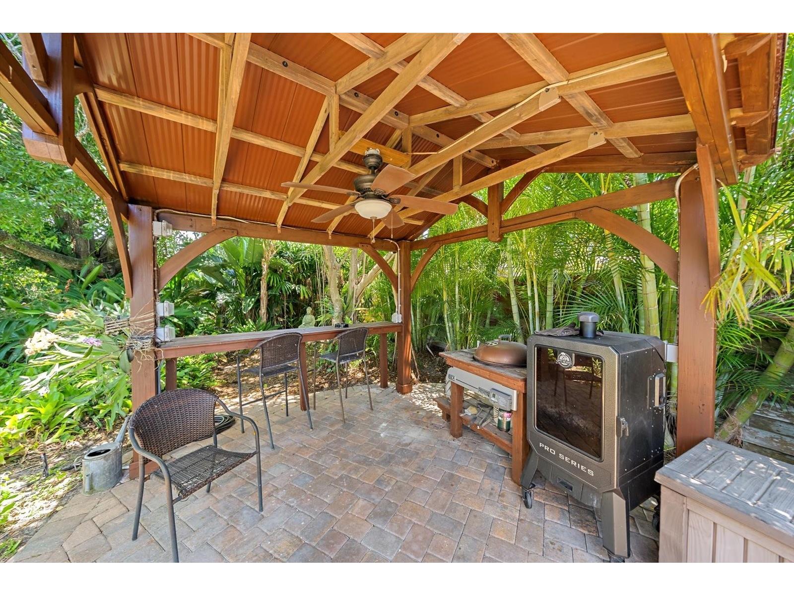 2462 Clematis Street Sarasota FL 34239 A4697812 image37