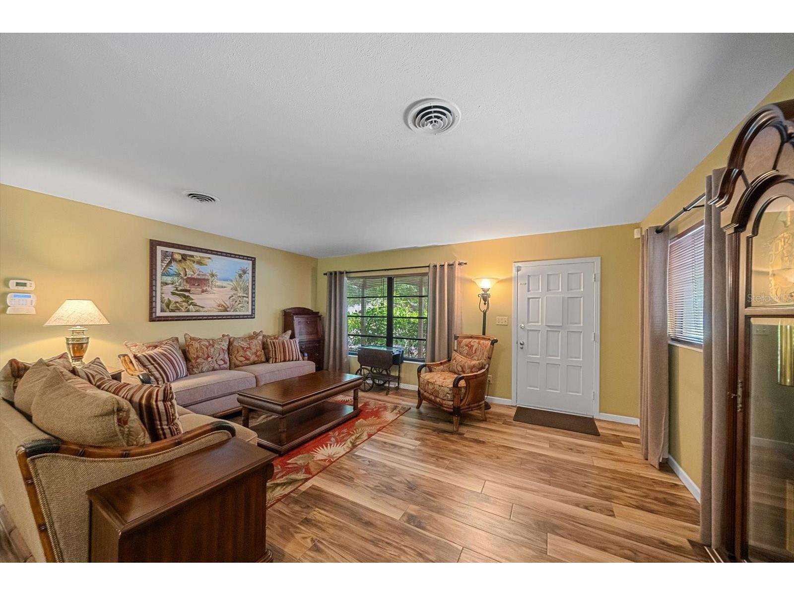 2462 Clematis Street Sarasota FL 34239 A4697812 image8