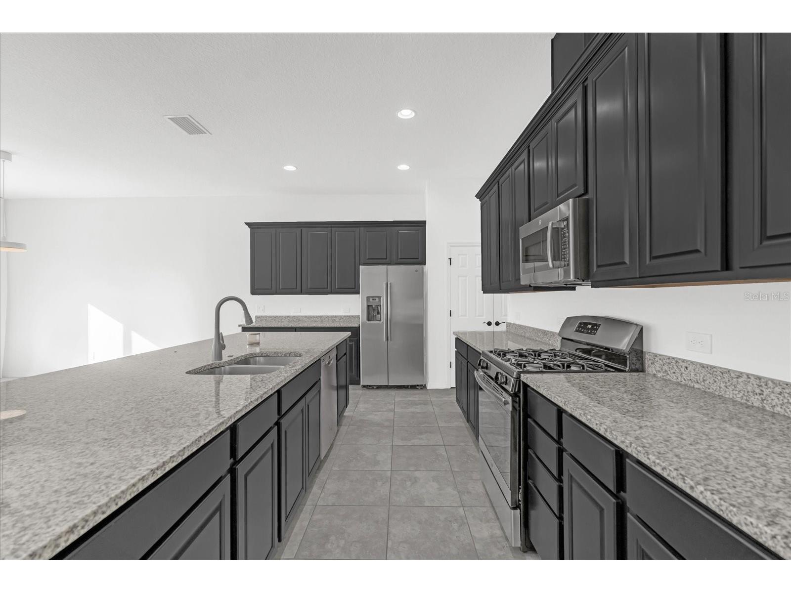 2462 Felce Court Davenport FL 33897 O6381172 image10