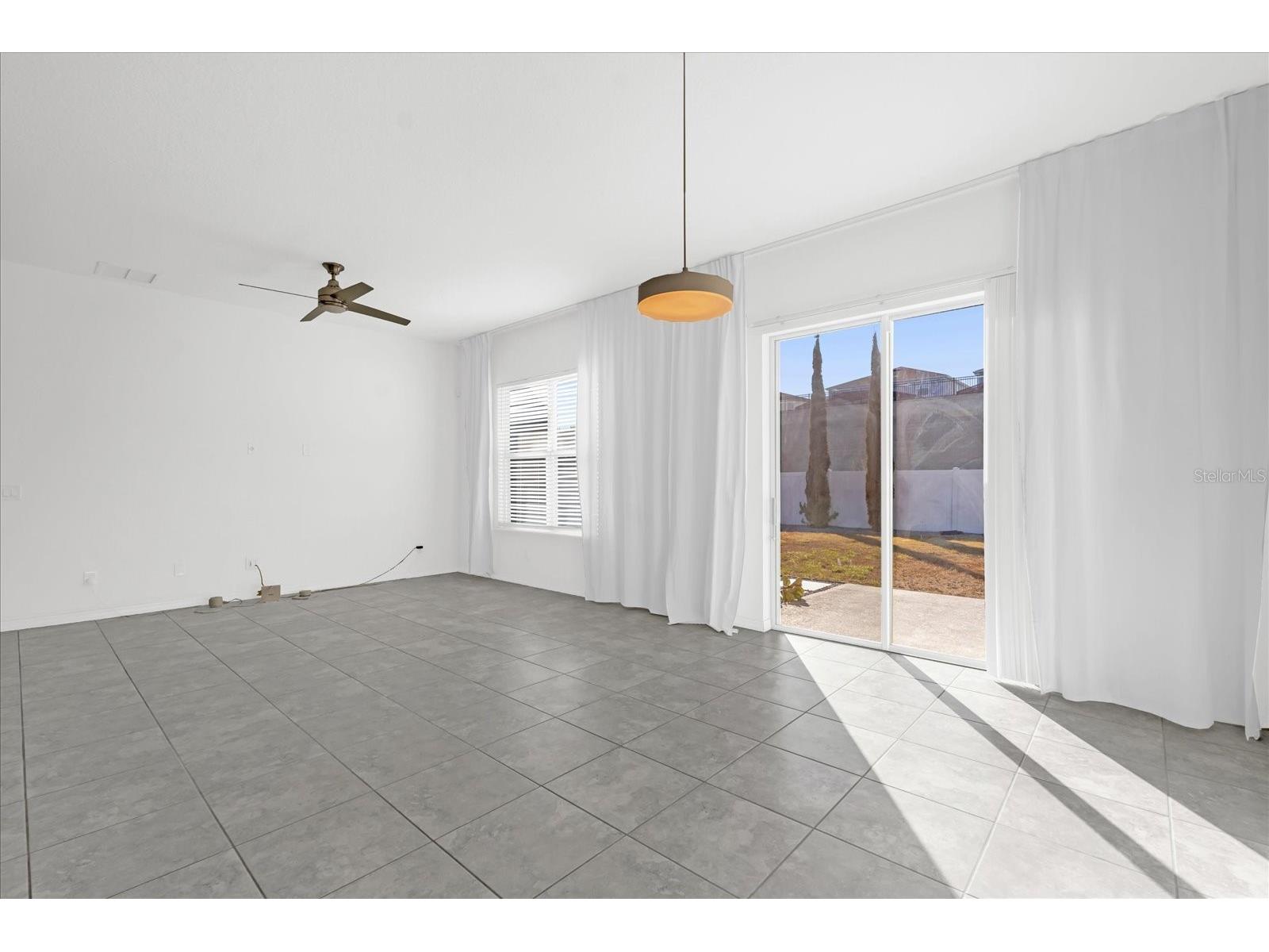 2462 Felce Court Davenport FL 33897 O6381172 image13