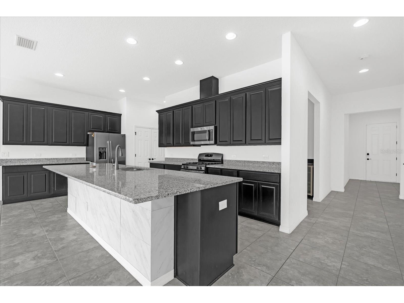 2462 Felce Court Davenport FL 33897 O6381172 image7