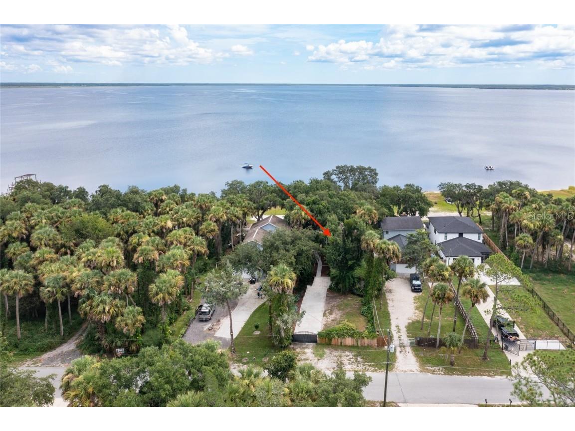 2462 Fort Lane Road Geneva FL 32732 - LAKE HARNEY O6227906 image1