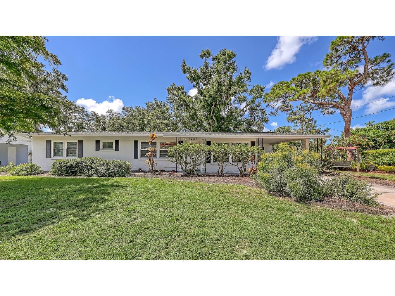 2462 Hyde Park Street Sarasota FL 34239 A4656508 image1