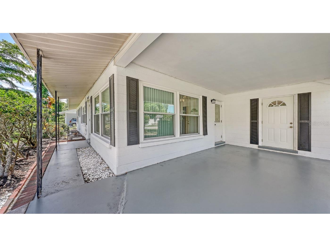 2462 Hyde Park Street Sarasota FL 34239 A4656508 image3