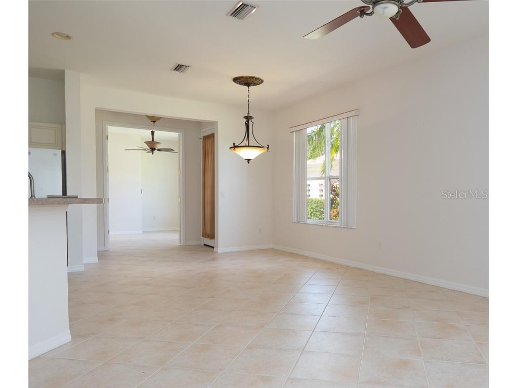 2462 Magnolia Circle North Port FL 34289 A4663656 image6