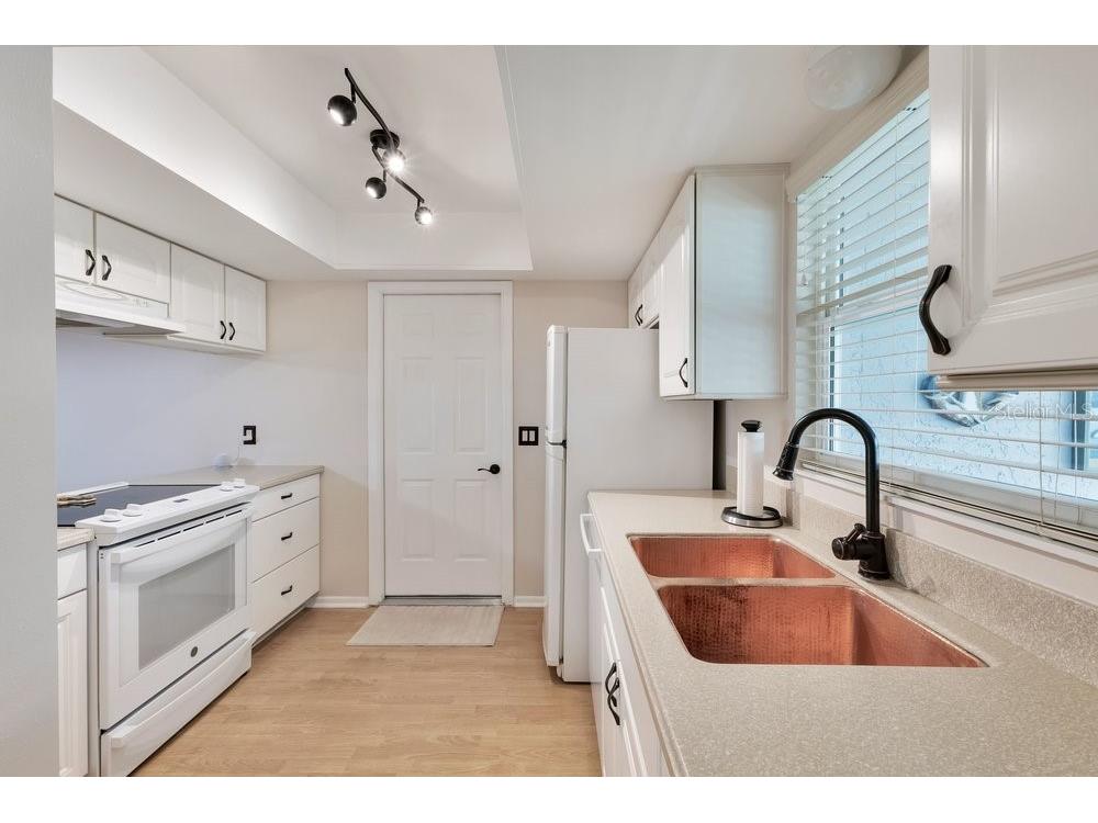 2462 Mill Run Boulevard Kissimmee FL 34744 O6418912 image7