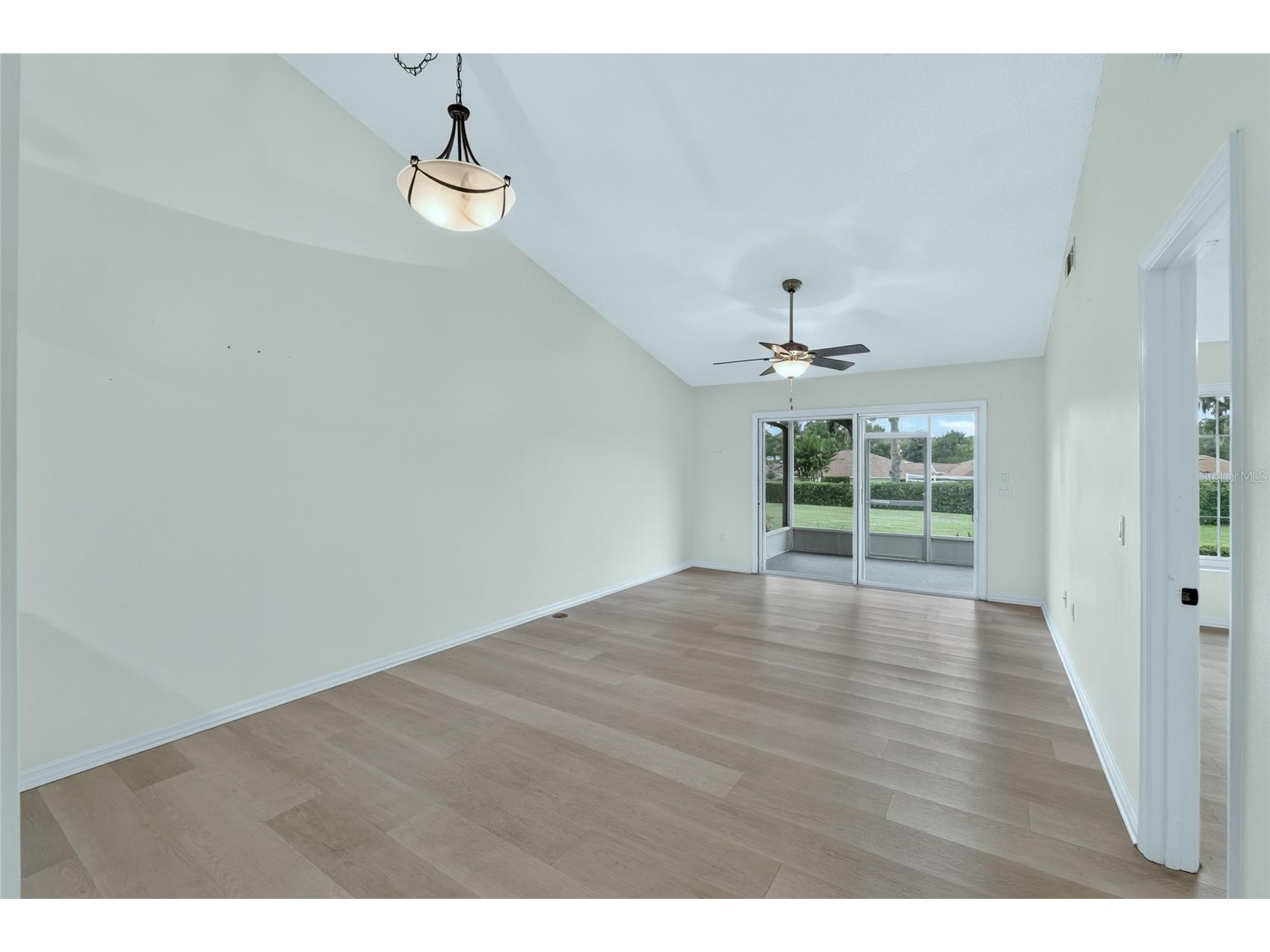 2462 SE 18th Circle Ocala FL 34471 OM727615 image9