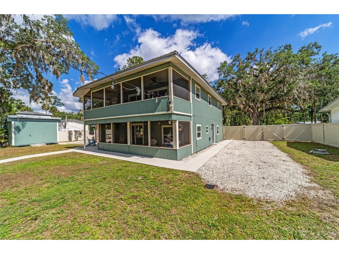 24628 Fox Road Astor FL 32102 OM701744 image1