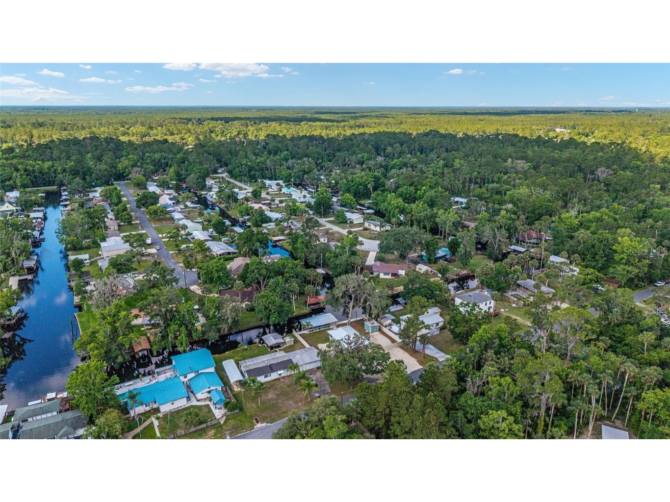 24628 Fox Road Astor FL 32102 OM701744 image11
