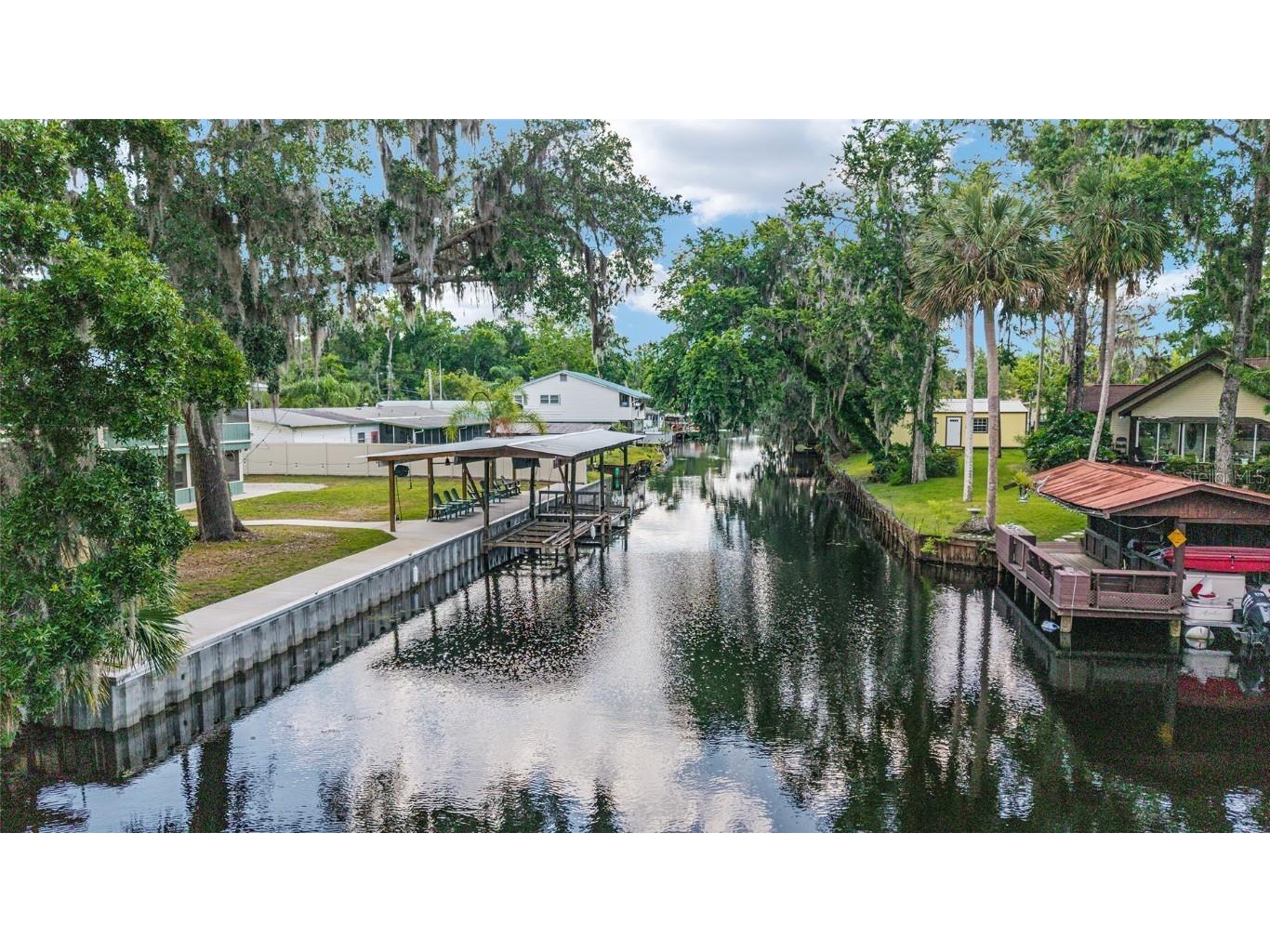 24628 Fox Road Astor FL 32102 OM701744 image18