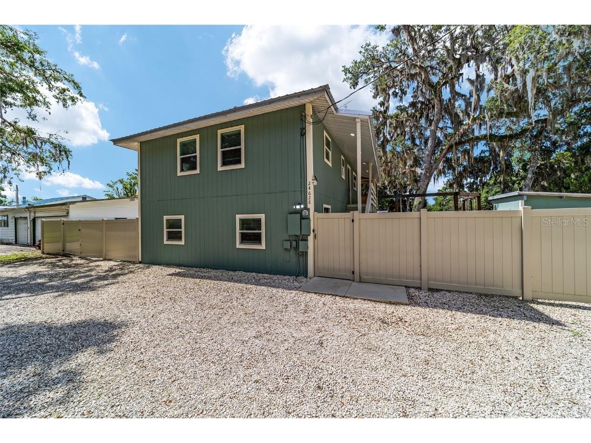 24628 Fox Road Astor FL 32102 OM701744 image25