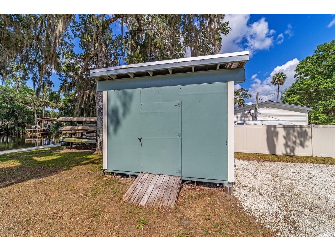 24628 Fox Road Astor FL 32102 OM701744 image35