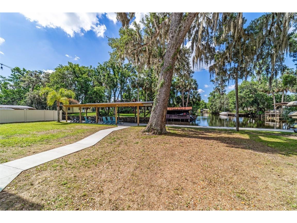 24628 Fox Road Astor FL 32102 OM701744 image36