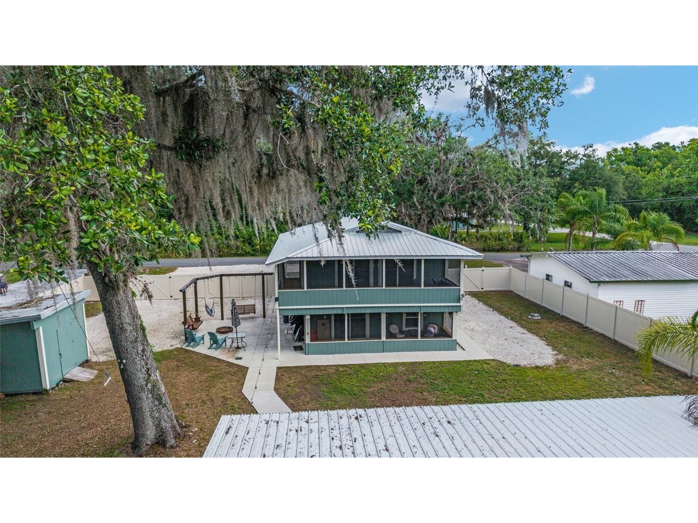 24628 Fox Road Astor FL 32102 OM701744 image5