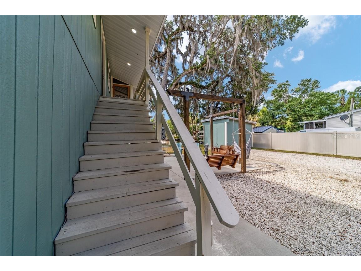 24628 Fox Road Astor FL 32102 OM701744 image52