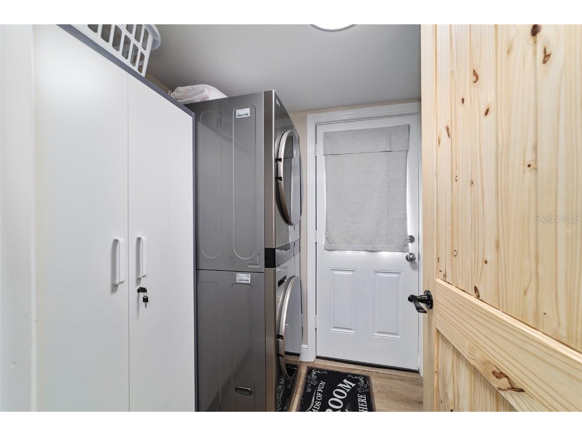 24628 Fox Road Astor FL 32102 OM701744 image62