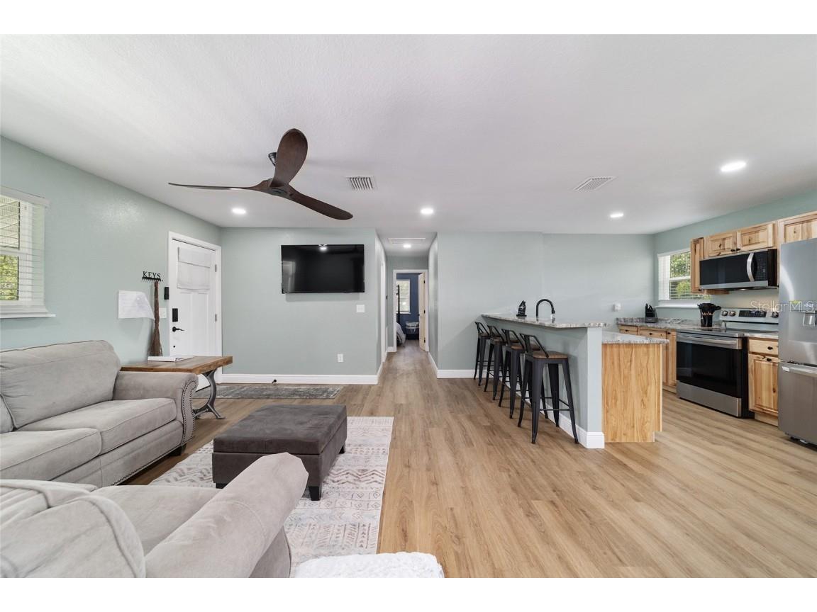 24628 Fox Road Astor FL 32102 OM701744 image81