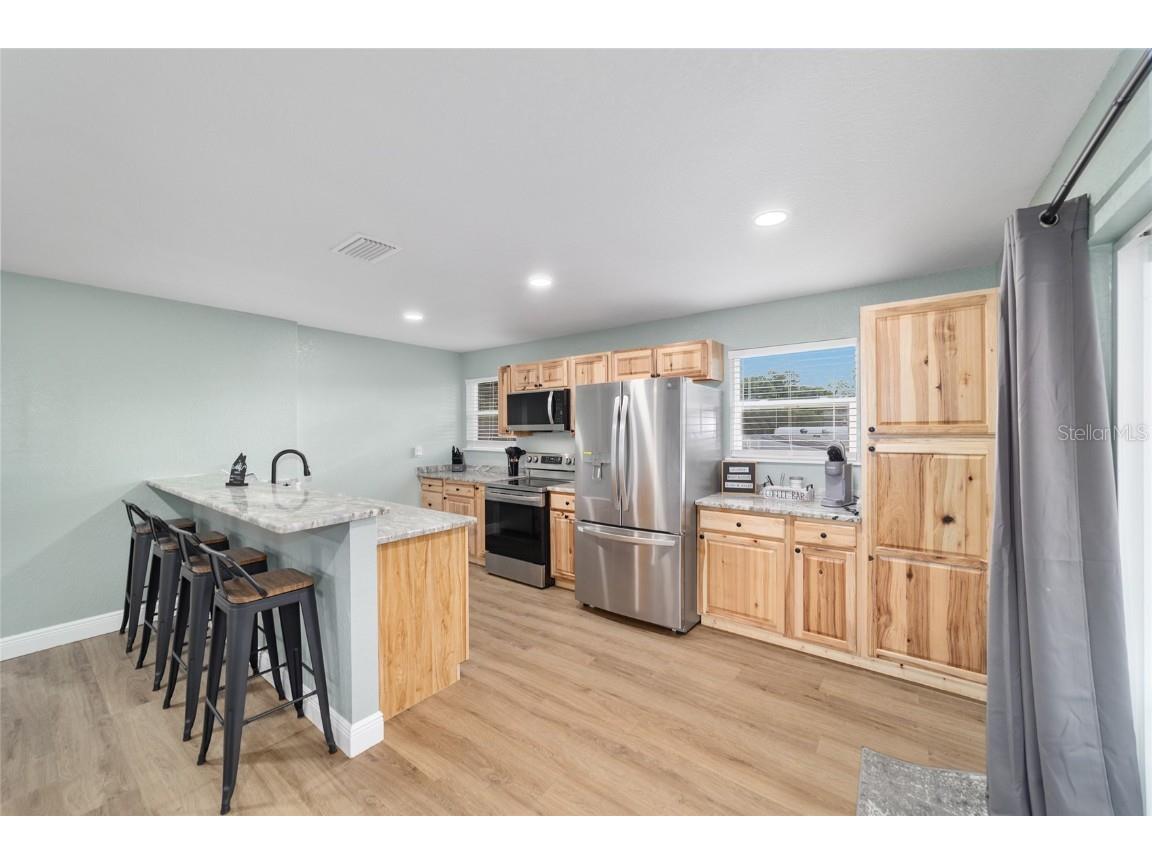 24628 Fox Road Astor FL 32102 OM701744 image88