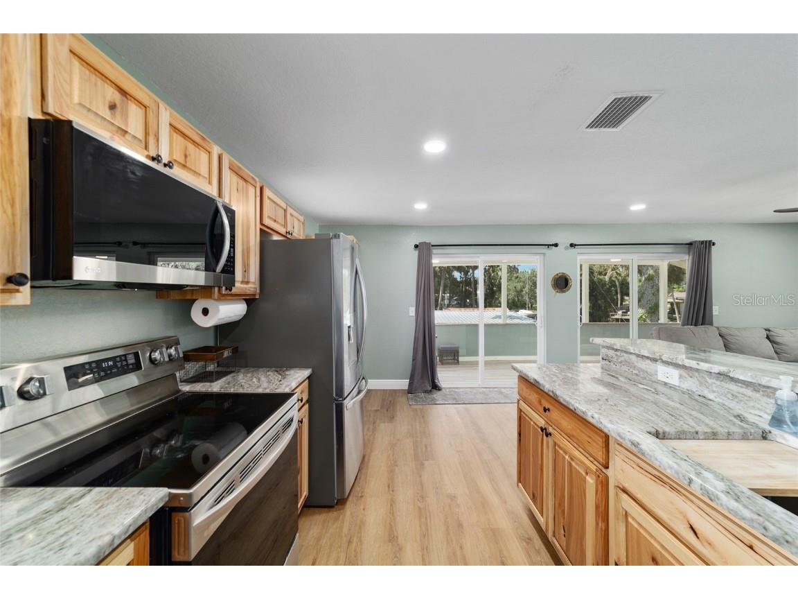 24628 Fox Road Astor FL 32102 OM701744 image91