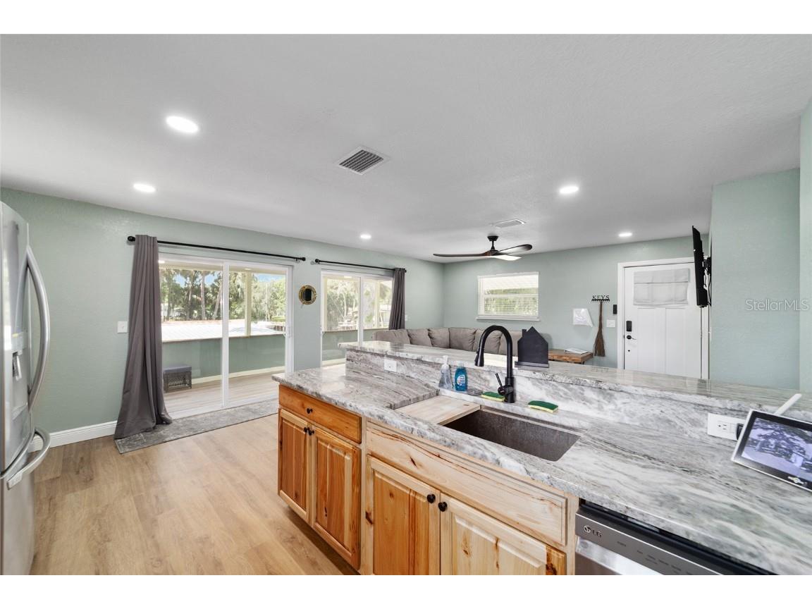 24628 Fox Road Astor FL 32102 OM701744 image92