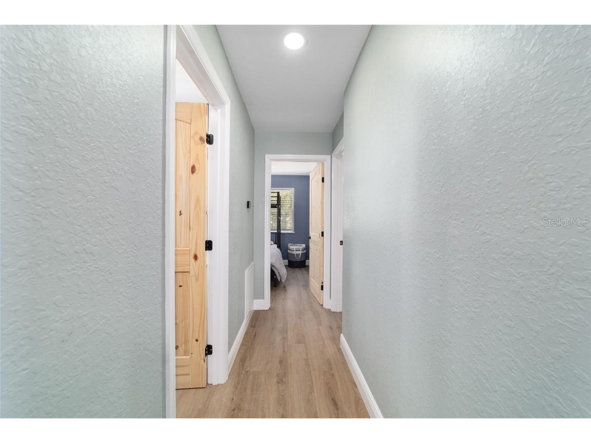 24628 Fox Road Astor FL 32102 OM701744 image93