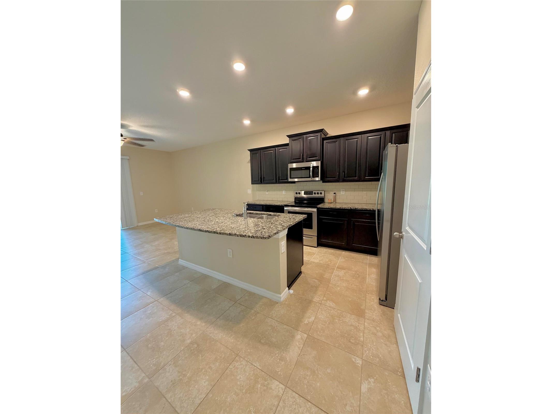 2463 Midnight Pearl Drive Sarasota FL 34240 O6411366 image8