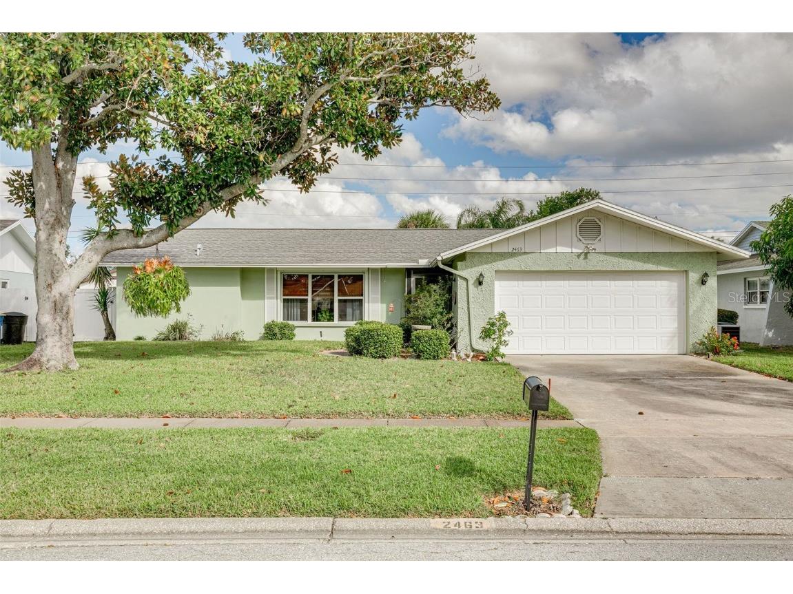 2463 Moore Haven Drive E Clearwater FL 33763 U8217735 image1