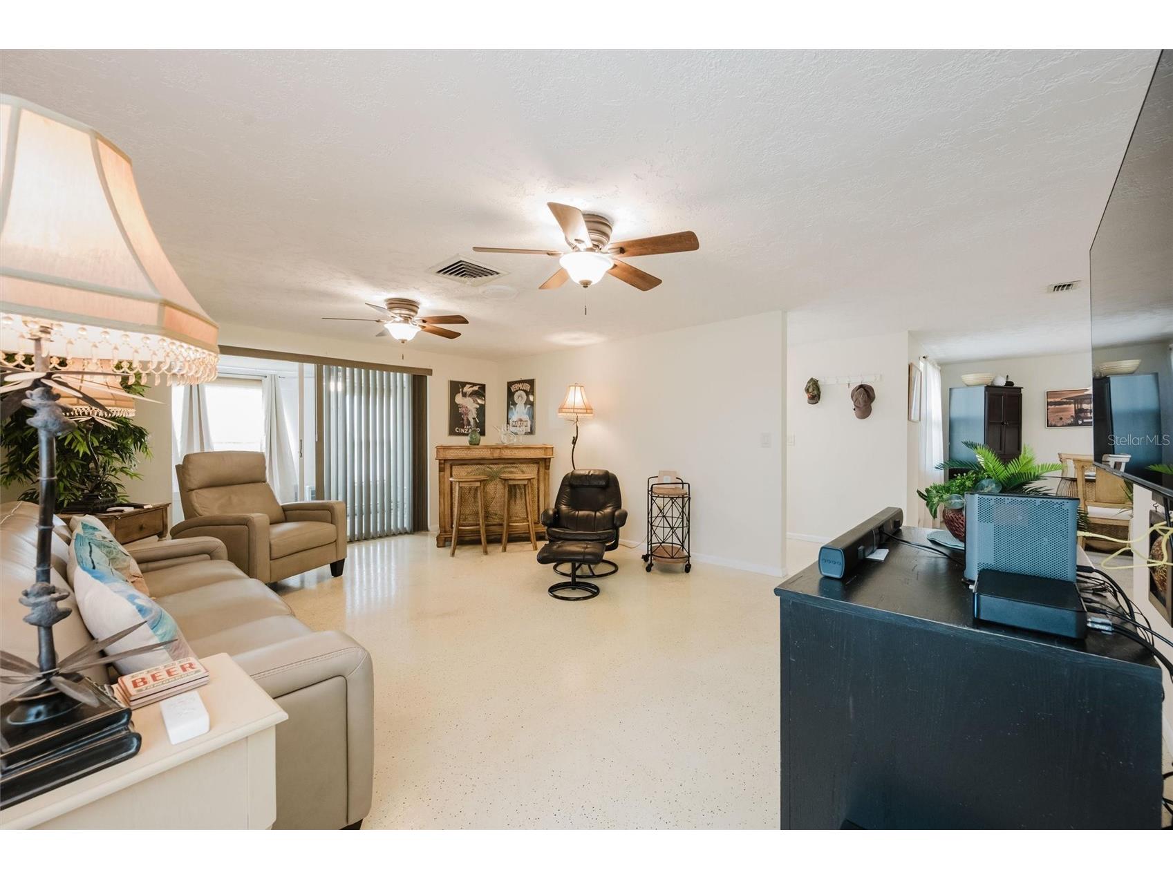 2463 Terry Lane Sarasota FL 34231 A4697796 image10