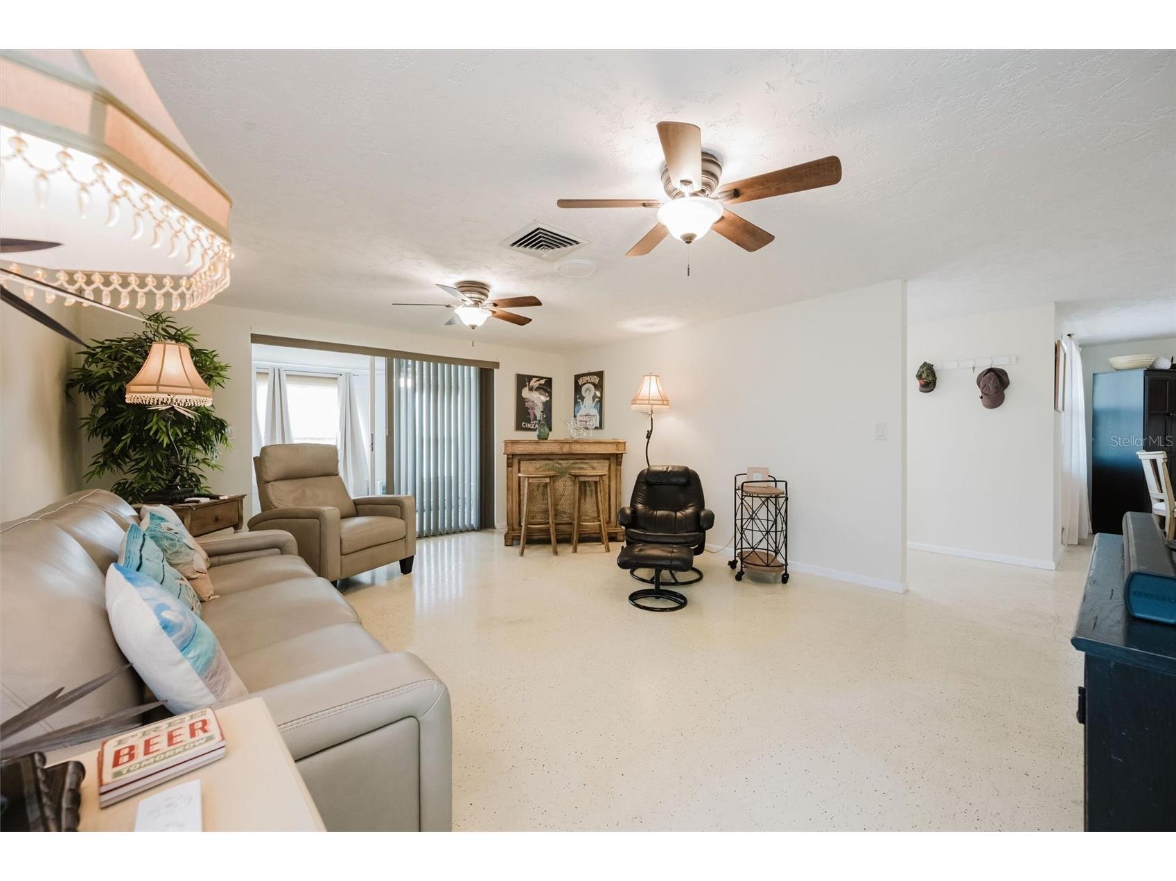 2463 Terry Lane Sarasota FL 34231 A4697796 image11