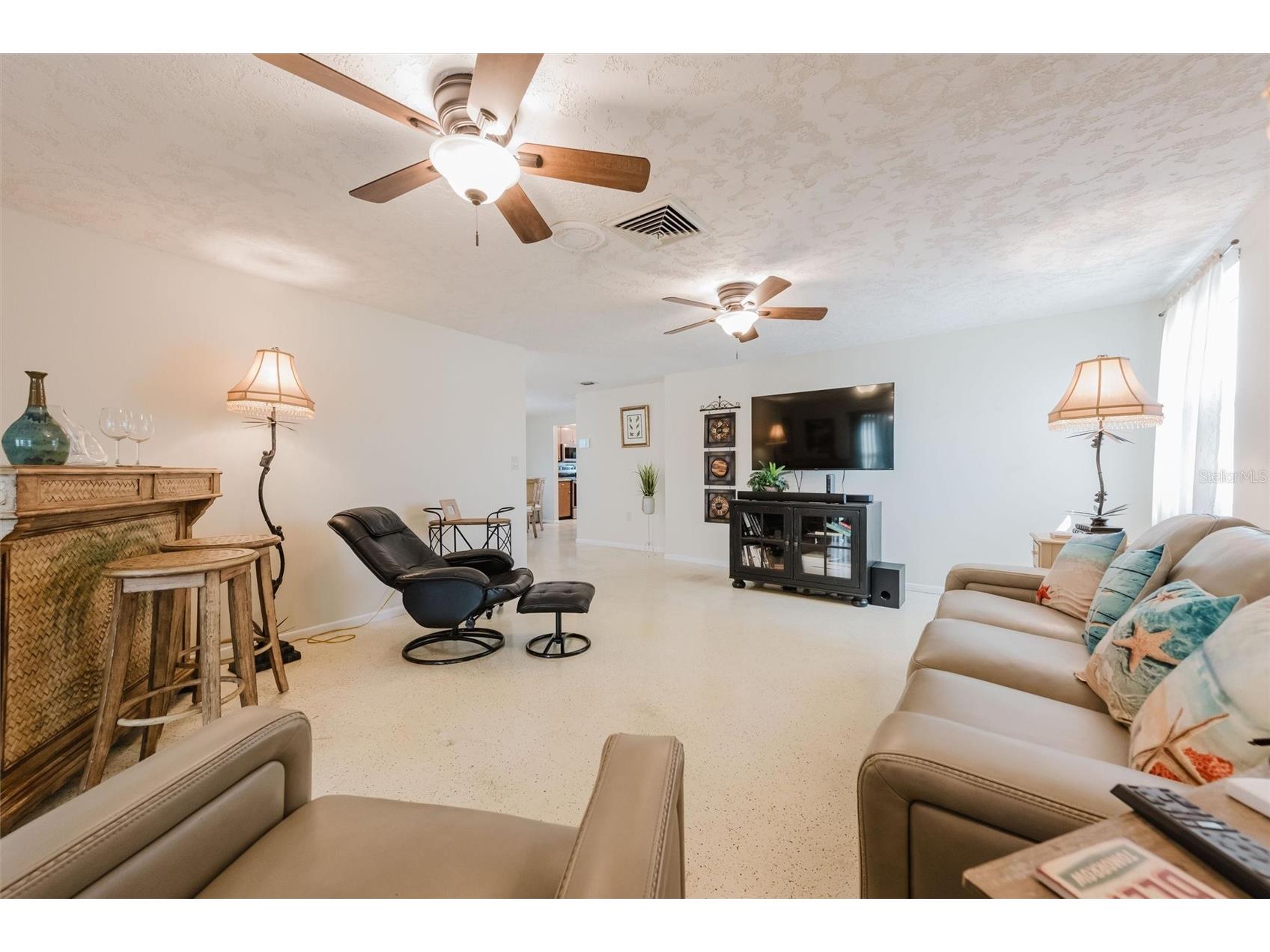 2463 Terry Lane Sarasota FL 34231 A4697796 image12