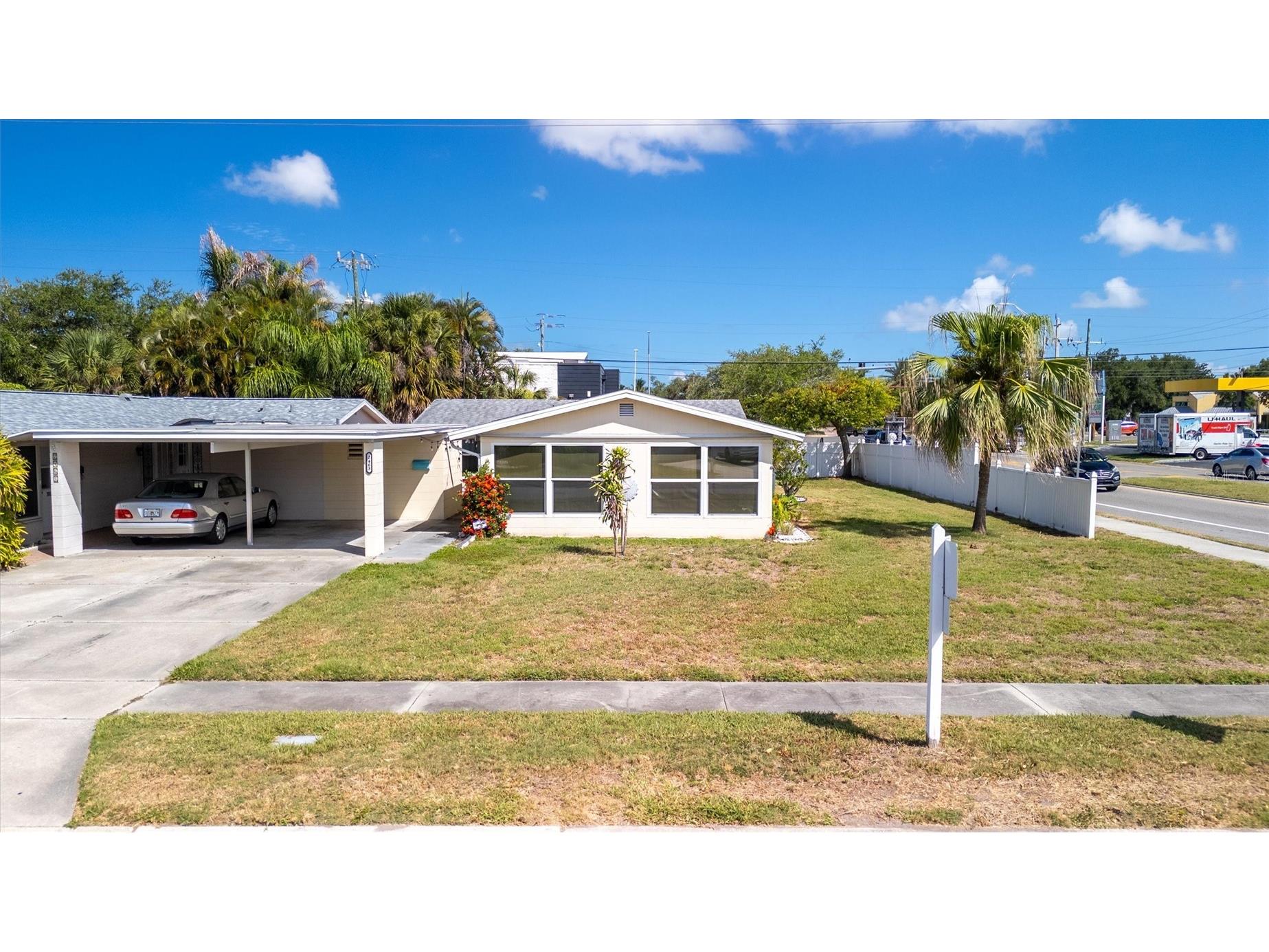 2463 Terry Lane Sarasota FL 34231 A4697796 image2